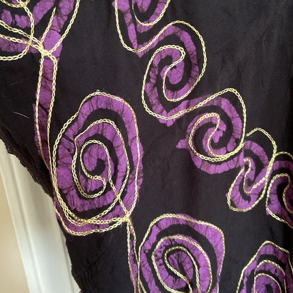 Embroidered cover up top - Picture 2 of 4